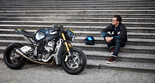 BMW Motorrad und Orlando Bloom präsentieren die BMW S 1000 R Custom.
